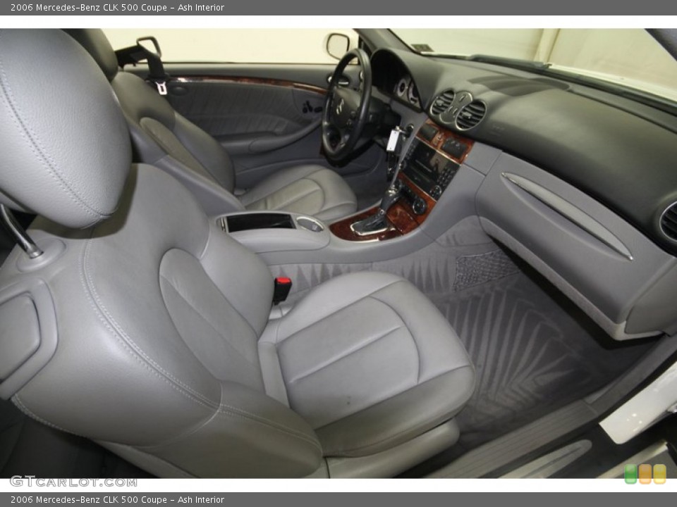 Ash Interior Photo for the 2006 Mercedes-Benz CLK 500 Coupe #70622911