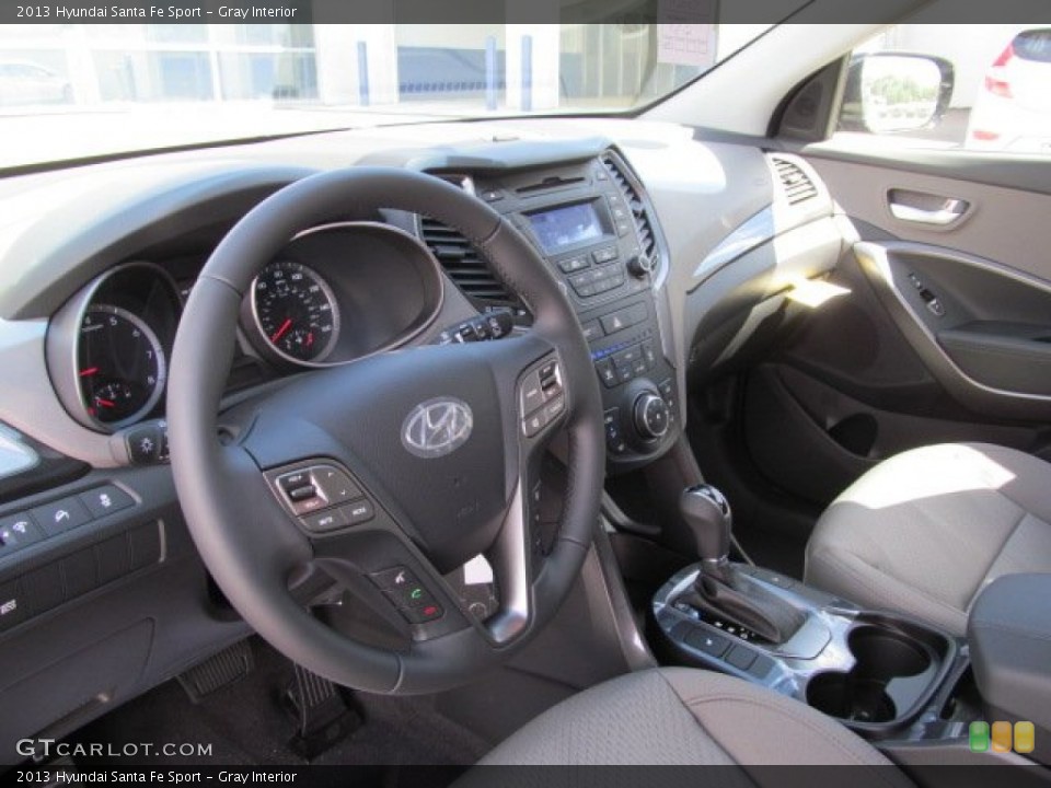 Gray Interior Photo for the 2013 Hyundai Santa Fe Sport #70674937