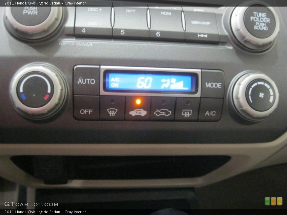 Gray Interior Controls for the 2011 Honda Civic Hybrid Sedan #70674985