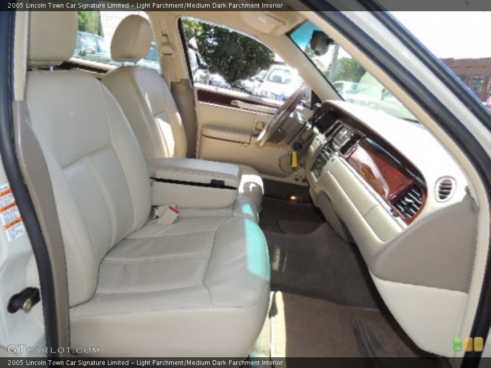 Light Parchment/Medium Dark Parchment Interior Front Seat for the 2005 Lincoln Town Car Signature Limited #70689941
