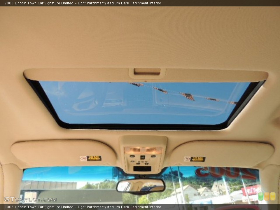 Light Parchment/Medium Dark Parchment Interior Sunroof for the 2005 Lincoln Town Car Signature Limited #70690004