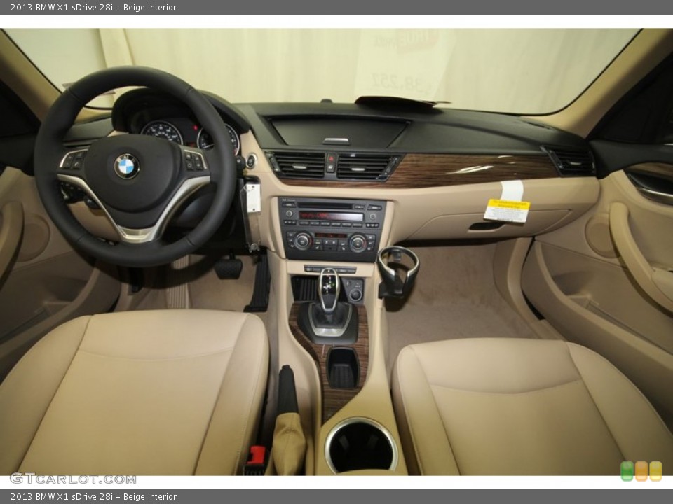 Beige Interior Photo for the 2013 BMW X1 sDrive 28i #70690589