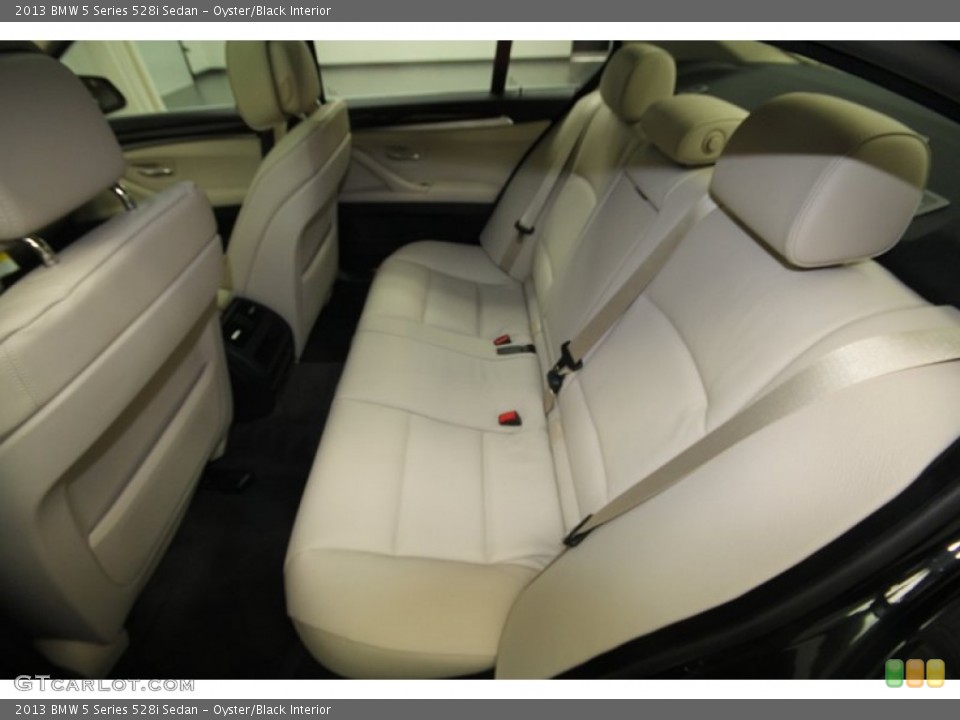 Oyster/Black Interior Photo for the 2013 BMW 5 Series 528i Sedan #70695173