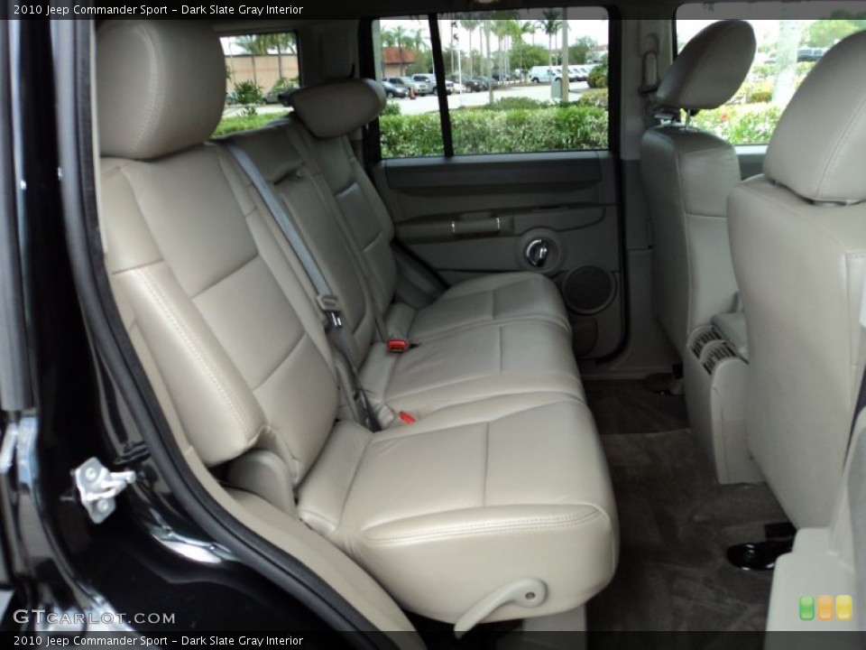 Dark Slate Gray Interior Photo for the 2010 Jeep Commander Sport #70700099