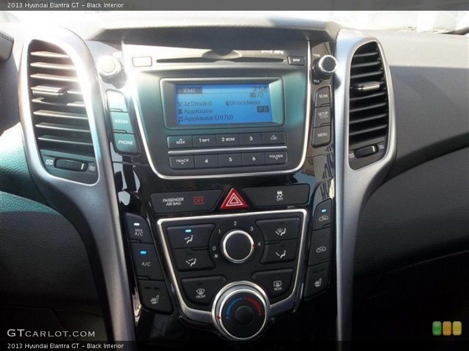 Black Interior Controls for the 2013 Hyundai Elantra GT #70707101