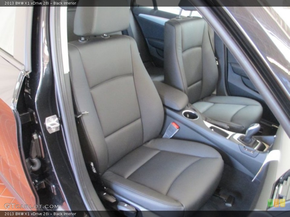 Black Interior Photo for the 2013 BMW X1 xDrive 28i #70712795