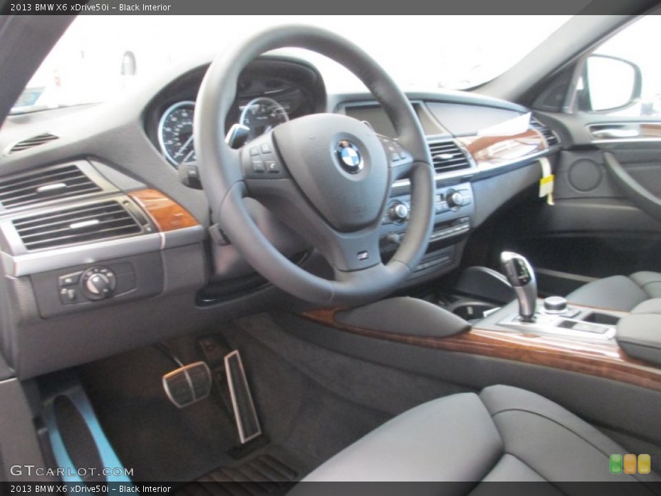 Black Interior Dashboard for the 2013 BMW X6 xDrive50i #70712930