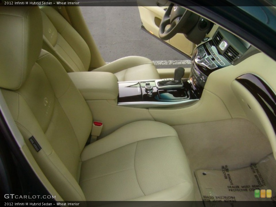 Wheat Interior Photo for the 2012 Infiniti M Hybrid Sedan #70717247