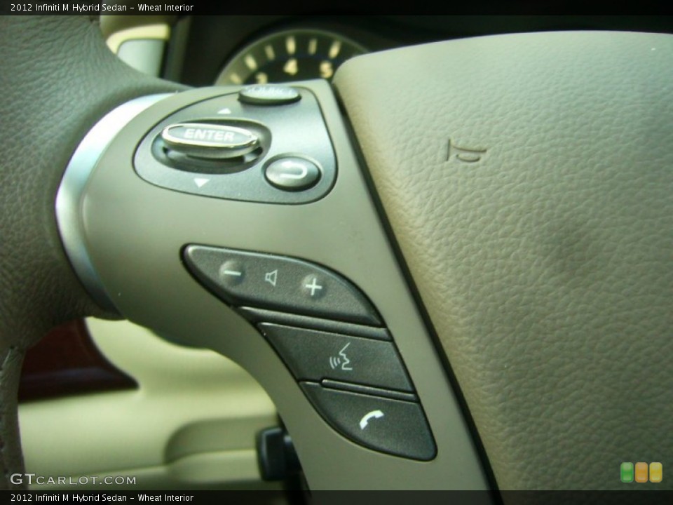 Wheat Interior Controls for the 2012 Infiniti M Hybrid Sedan #70717319