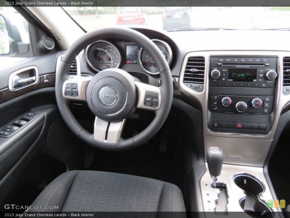 Black Interior Dashboard for the 2013 Jeep Grand Cherokee Laredo #70744763