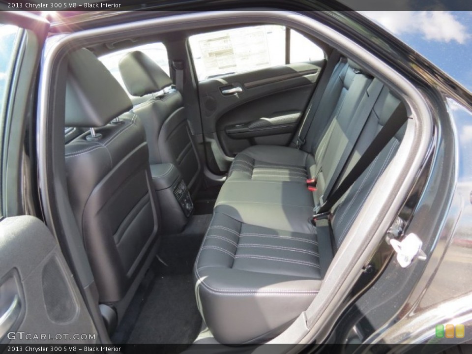Black Interior Photo for the 2013 Chrysler 300 S V8 #70745192