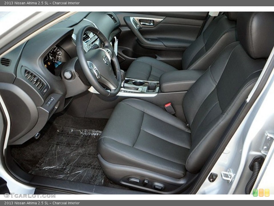 Charcoal Interior Photo for the 2013 Nissan Altima 2.5 SL #70749974