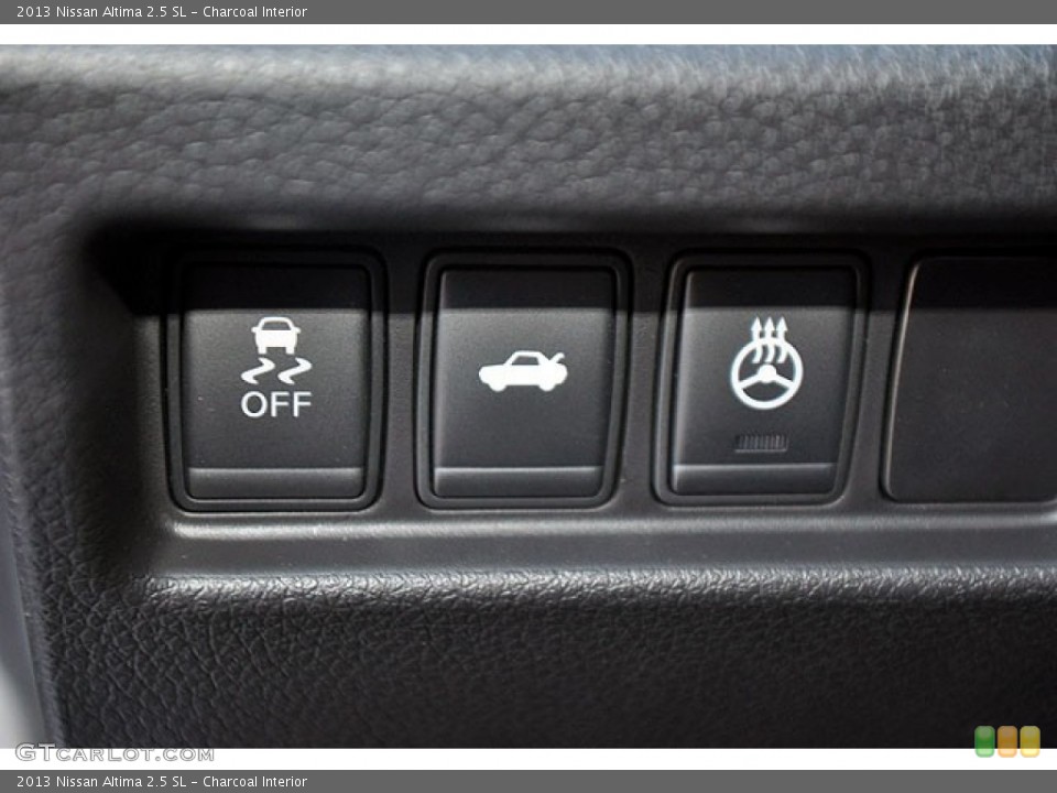 Charcoal Interior Controls for the 2013 Nissan Altima 2.5 SL #70749988