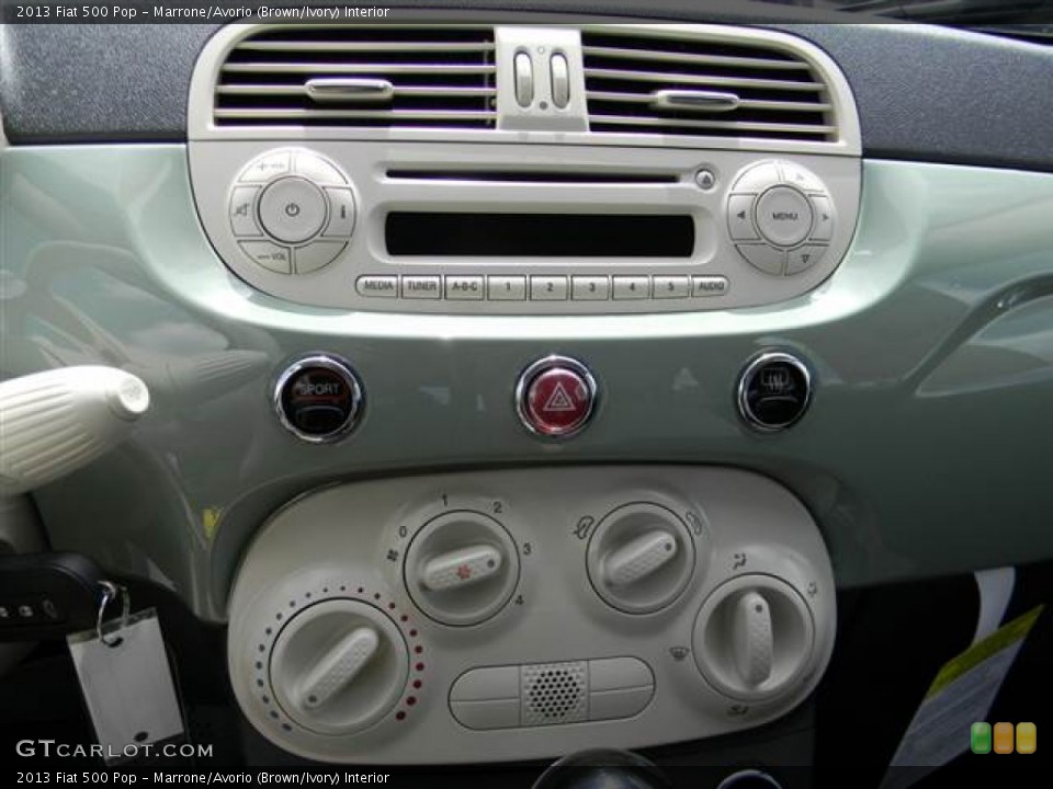 Marrone/Avorio (Brown/Ivory) Interior Controls for the 2013 Fiat 500 Pop #70766201