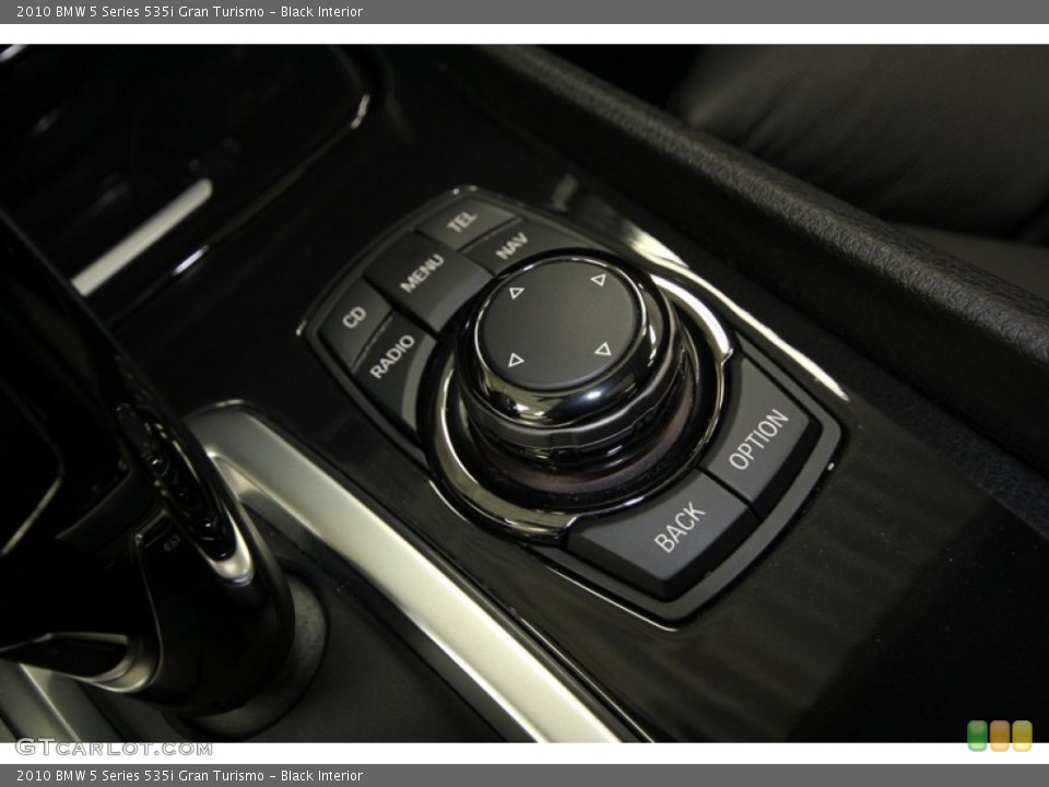 Black Interior Controls for the 2010 BMW 5 Series 535i Gran Turismo #70779038