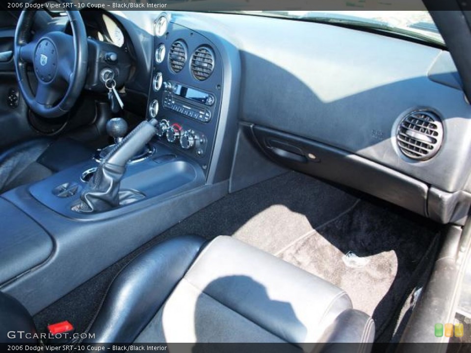 Black/Black Interior Dashboard for the 2006 Dodge Viper SRT-10 Coupe #70779044