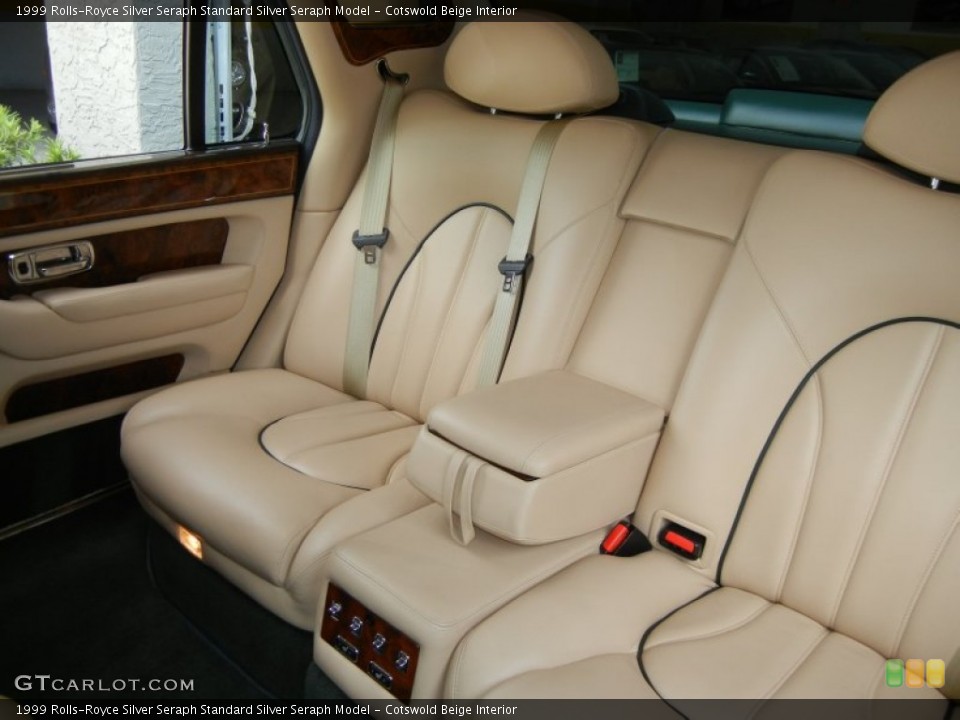 Cotswold Beige Interior Photo for the 1999 Rolls-Royce Silver Seraph  #70784645