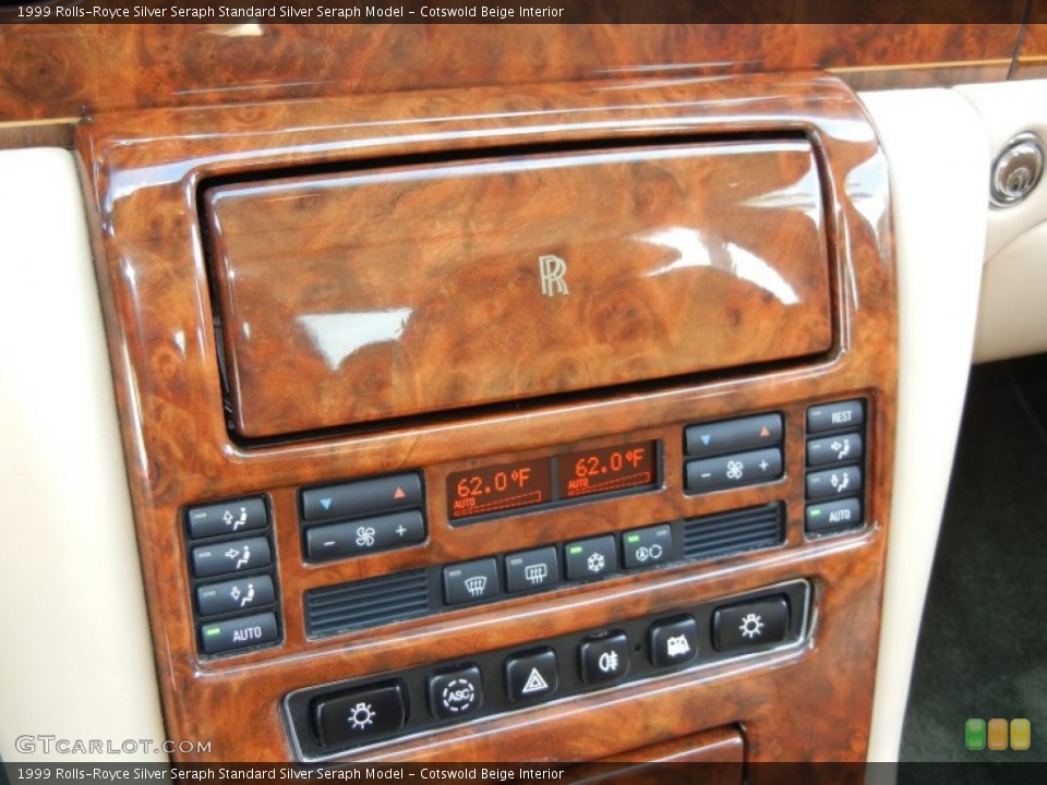 Cotswold Beige Interior Controls for the 1999 Rolls-Royce Silver Seraph  #70784798