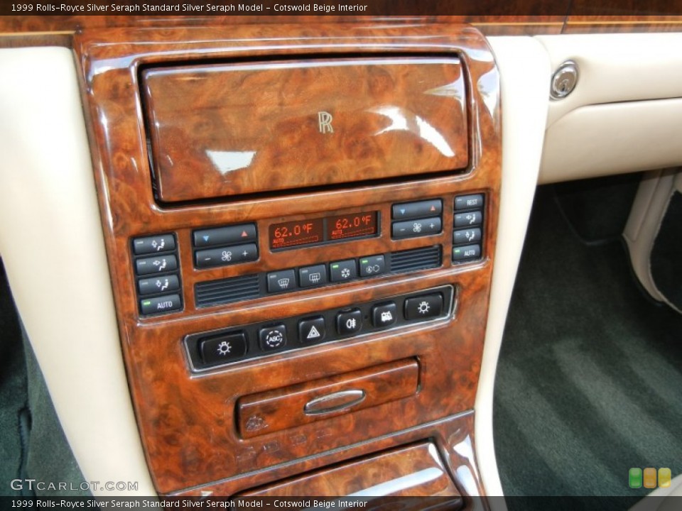 Cotswold Beige Interior Controls for the 1999 Rolls-Royce Silver Seraph  #70784819
