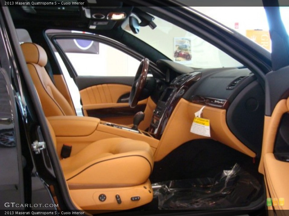 Cuoio Interior Photo for the 2013 Maserati Quattroporte S #70795641