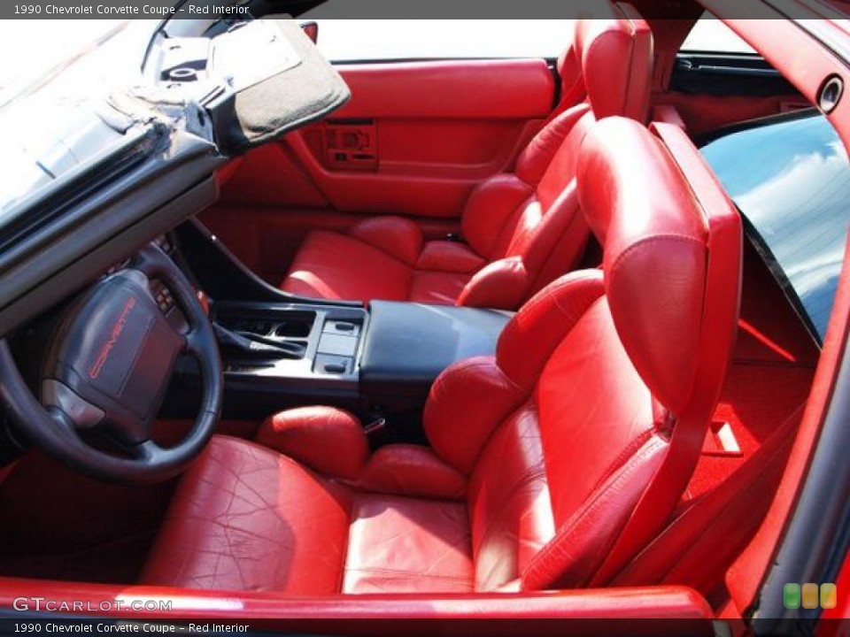 Red Interior Photo for the 1990 Chevrolet Corvette Coupe #70796012