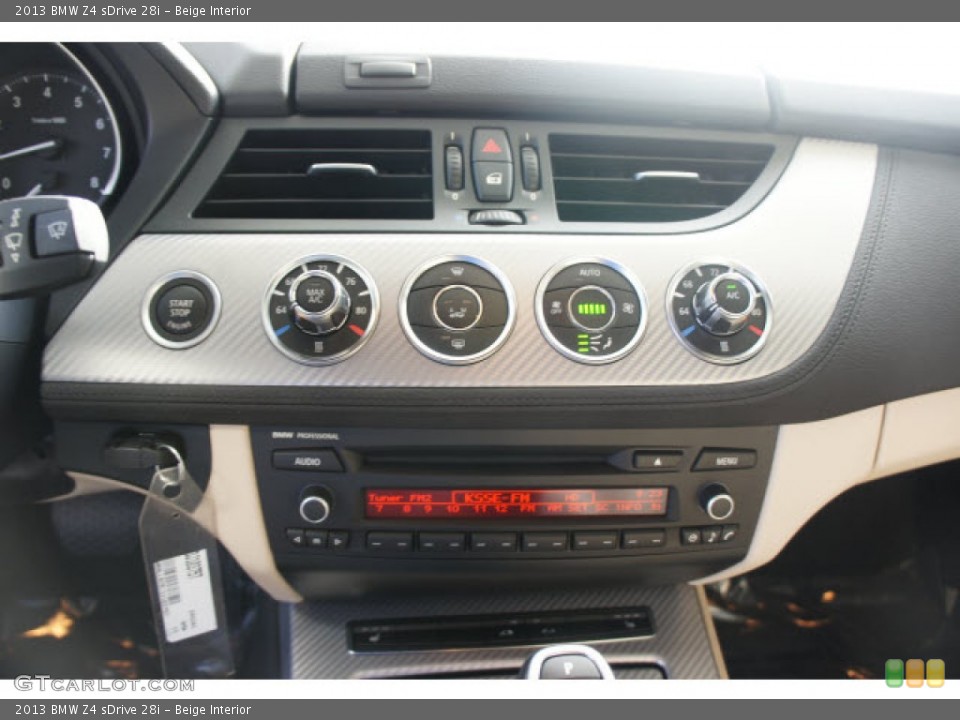 Beige Interior Controls for the 2013 BMW Z4 sDrive 28i #70814927
