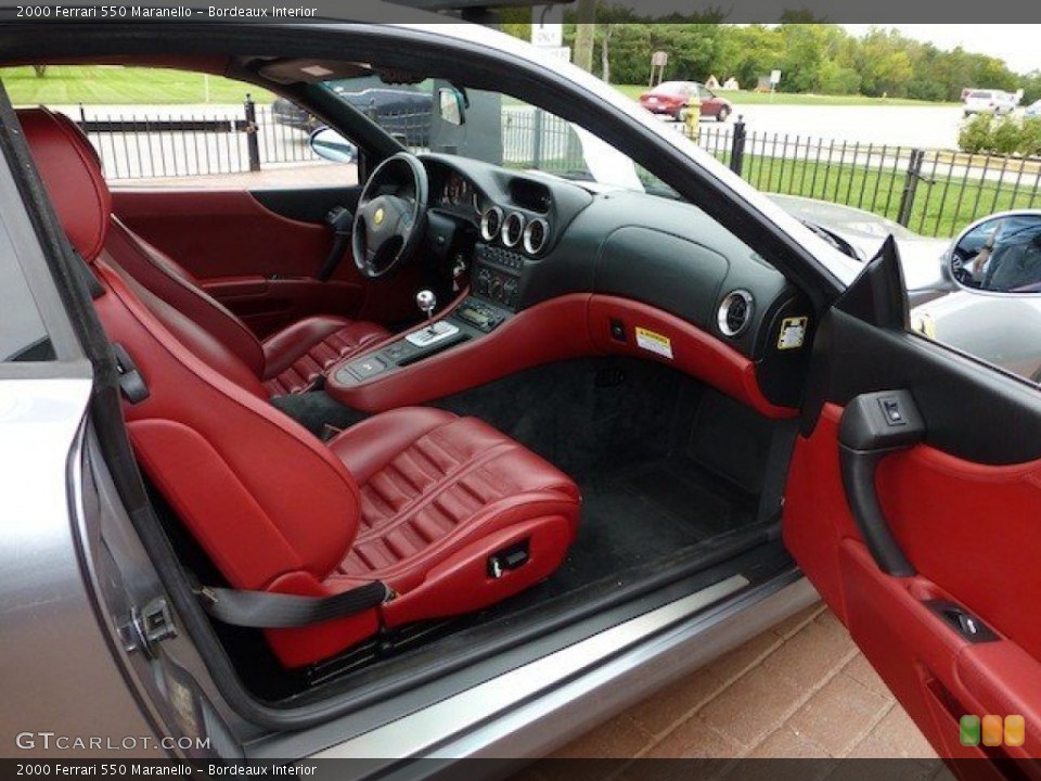 Bordeaux Interior Photo for the 2000 Ferrari 550 Maranello #70815230