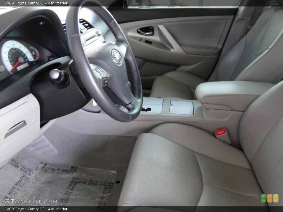 Ash Interior Photo for the 2009 Toyota Camry SE #70822149