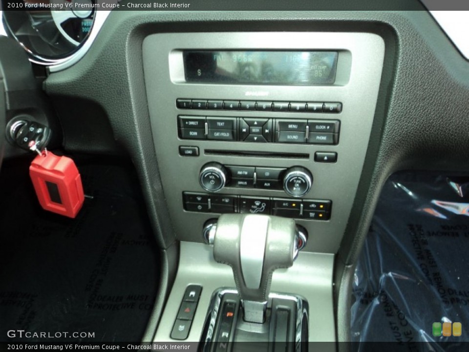 Charcoal Black Interior Controls for the 2010 Ford Mustang V6 Premium Coupe #70829457