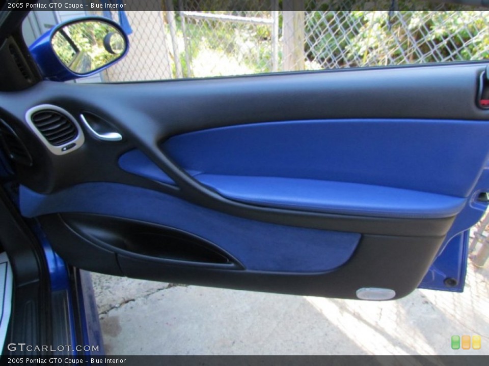 Blue Interior Door Panel for the 2005 Pontiac GTO Coupe #70833150
