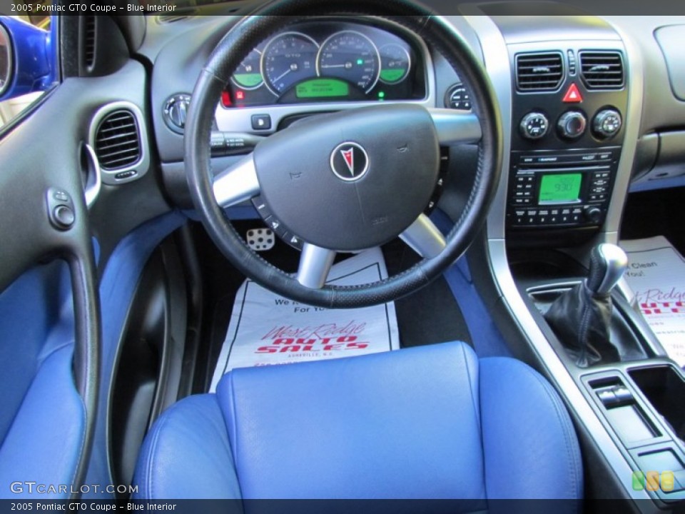 Blue Interior Photo for the 2005 Pontiac GTO Coupe #70833186