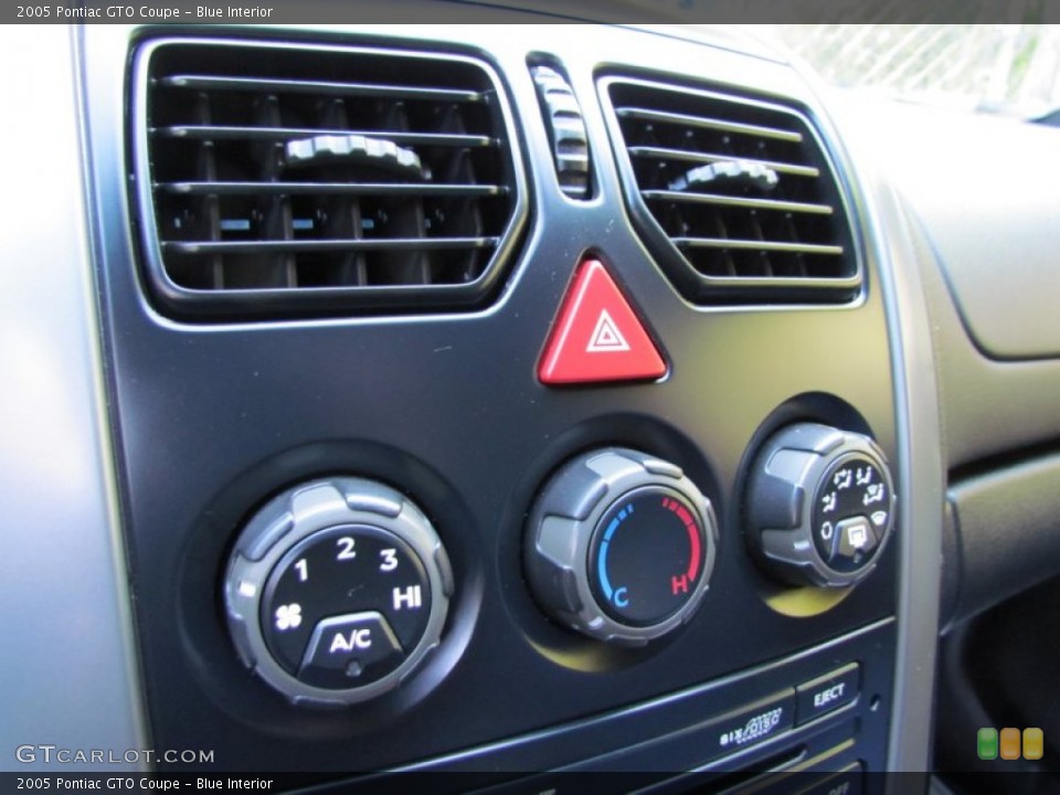 Blue Interior Controls for the 2005 Pontiac GTO Coupe #70833252