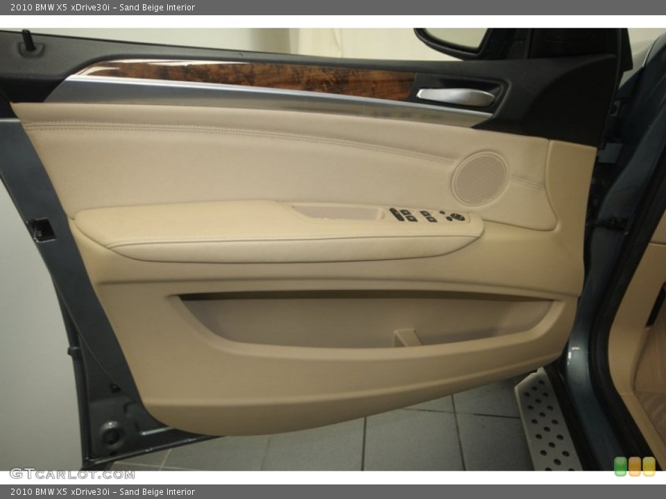 Sand Beige Interior Door Panel for the 2010 BMW X5 xDrive30i #70848417