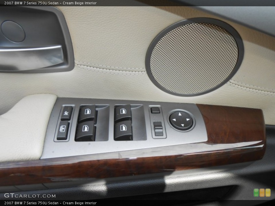 Cream Beige Interior Controls for the 2007 BMW 7 Series 750Li Sedan #70856949