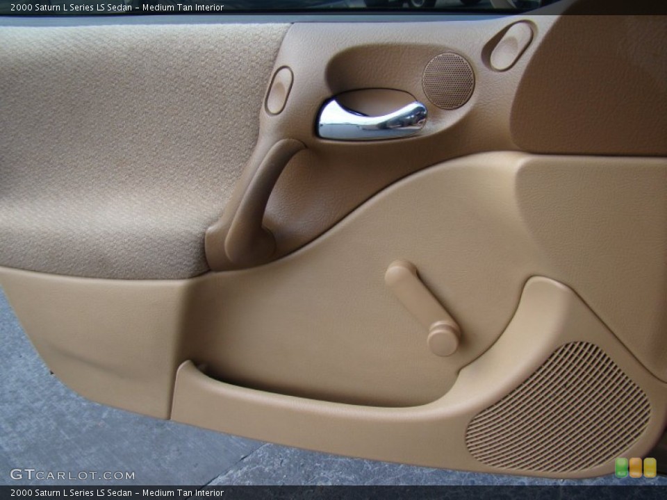 Medium Tan Interior Door Panel for the 2000 Saturn L Series LS Sedan #70865491