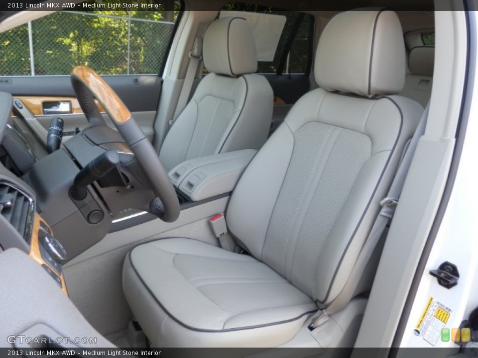 Medium Light Stone Interior Photo for the 2013 Lincoln MKX AWD #70874695