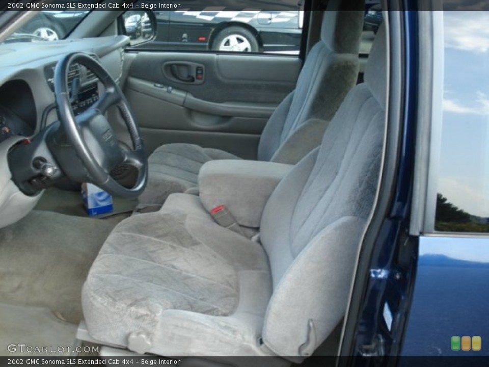 Beige Interior Photo for the 2002 GMC Sonoma SLS Extended Cab 4x4 #70885384