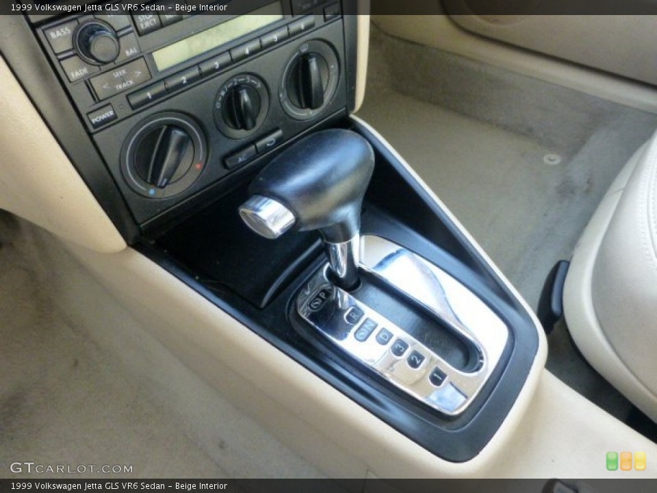 Beige Interior Transmission for the 1999 Volkswagen Jetta GLS VR6 Sedan #70886209