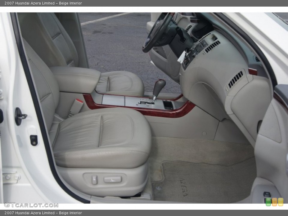 Beige Interior Photo for the 2007 Hyundai Azera Limited #70887808