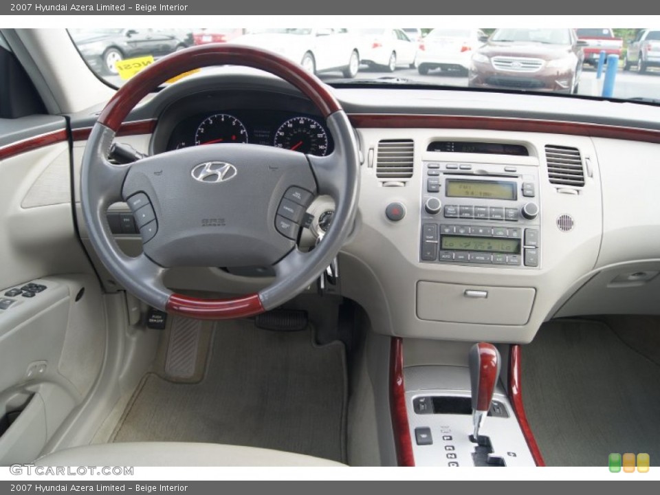 Beige Interior Dashboard for the 2007 Hyundai Azera Limited #70887848