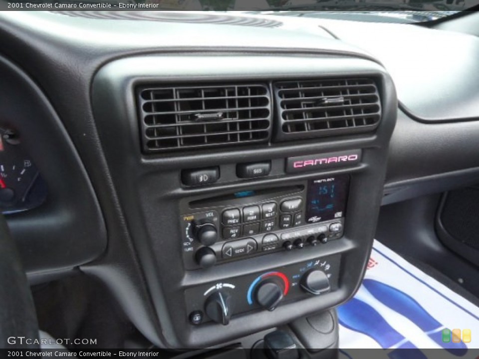 Ebony Interior Controls for the 2001 Chevrolet Camaro Convertible #70892620