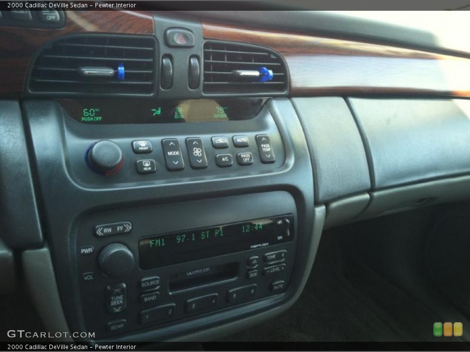 Pewter Interior Controls for the 2000 Cadillac DeVille Sedan #70905442