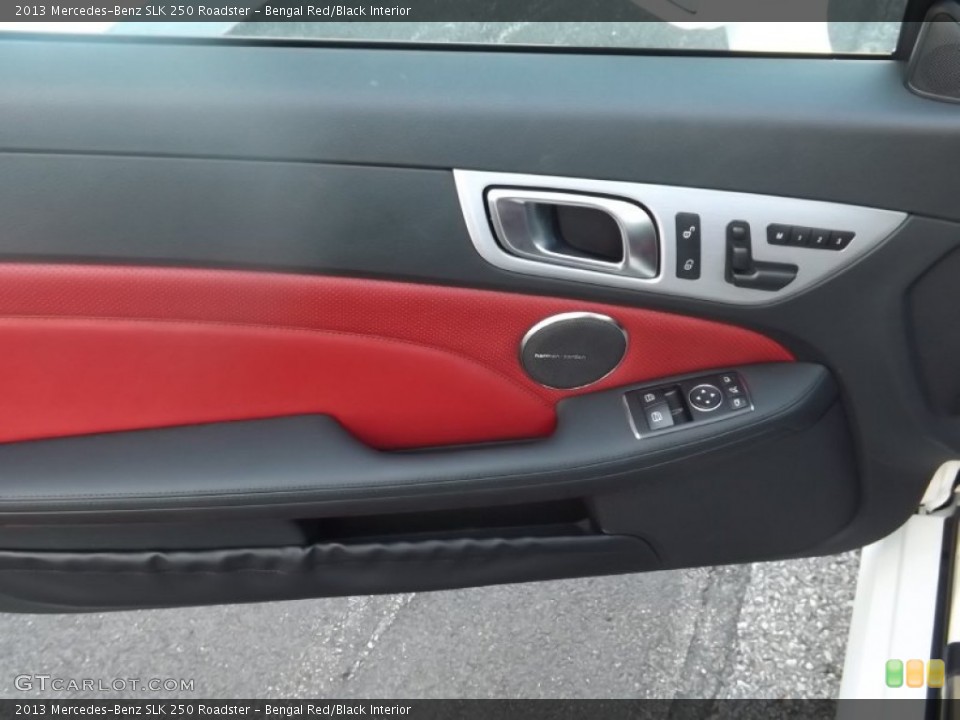 Bengal Red/Black Interior Door Panel for the 2013 Mercedes-Benz SLK 250 Roadster #70911134