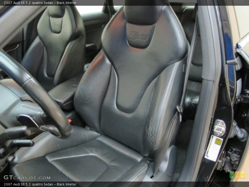Black Interior Front Seat for the 2007 Audi S6 5.2 quattro Sedan #70912084
