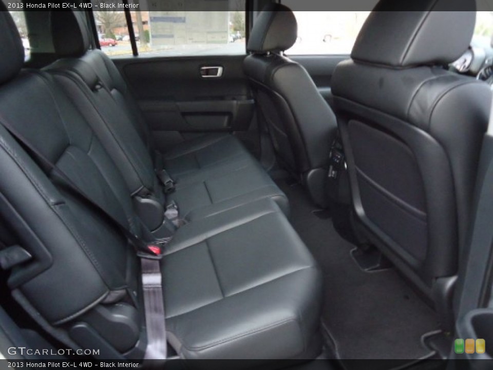 Black Interior Rear Seat for the 2013 Honda Pilot EX-L 4WD #70915960