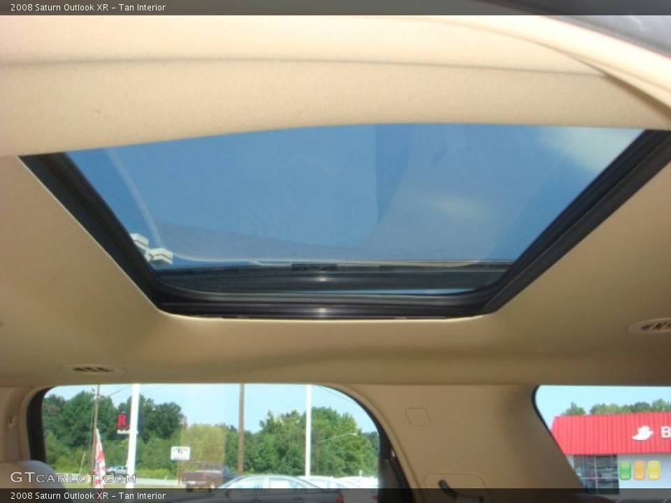 Tan Interior Sunroof for the 2008 Saturn Outlook XR #70928563