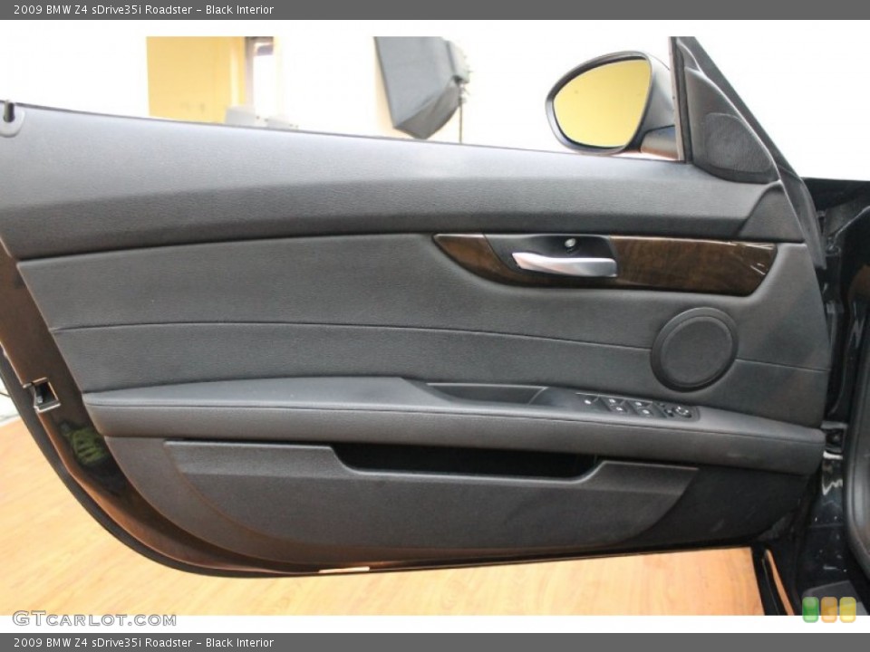 Black Interior Door Panel for the 2009 BMW Z4 sDrive35i Roadster #70931181