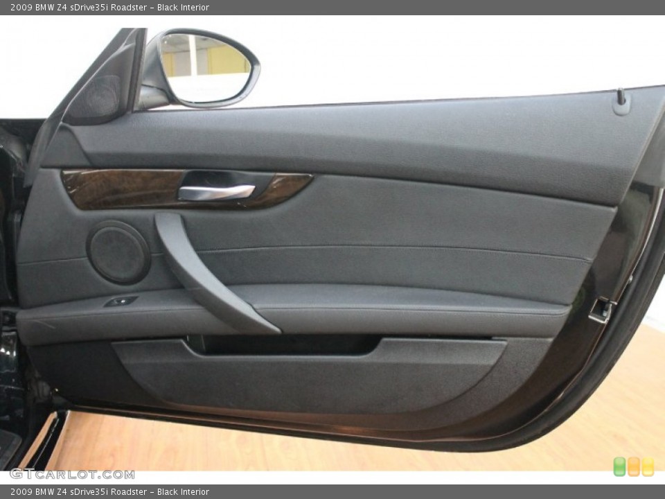 Black Interior Door Panel for the 2009 BMW Z4 sDrive35i Roadster #70931191