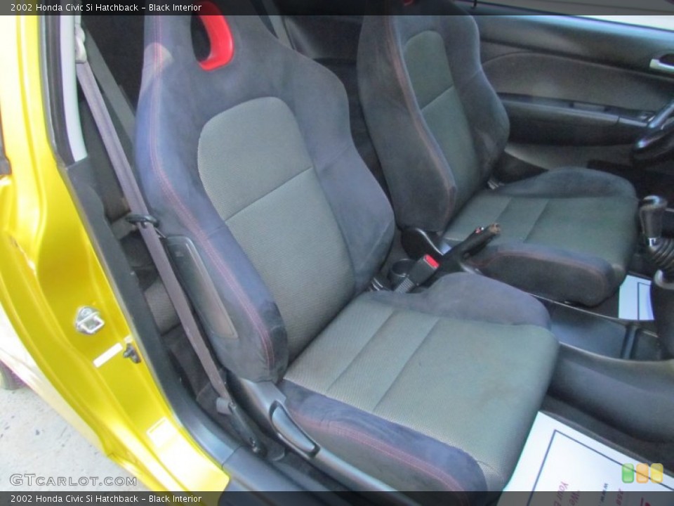 Black Interior Front Seat for the 2002 Honda Civic Si Hatchback #70931911