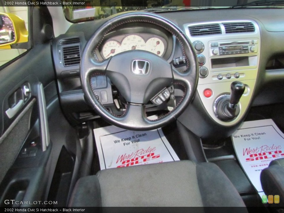 Black Interior Dashboard for the 2002 Honda Civic Si Hatchback #70931986